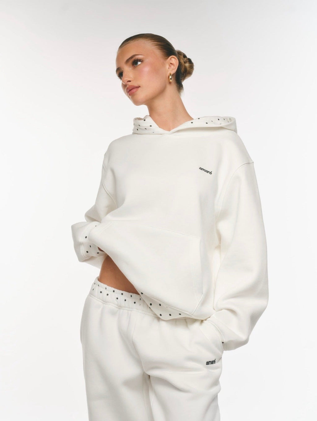 POLKA DOT SWEAT À CAPUCHE (BLANC CASSÉ)
